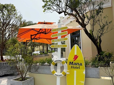 Concept decor biển “Summer Direction” - Logo, màu theo yêu cầu [2026 - Tâm Nguyễn Decor] CC-BIEN-2604