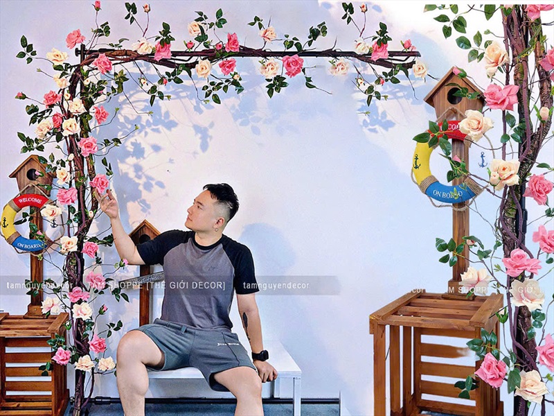 Concept Decor Giàn Hồng Leo Kiểu Pháp Vintage – Lãng Mạn & Tinh Tế [2025 - Tâm Nguyễn Decor] CC-HOAGIA-02