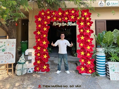 Thi công Cổng hoa cờ Tiệm Nướng Nọ [2026 - Tâm Nguyễn Decor] CC-VIETNAM-03