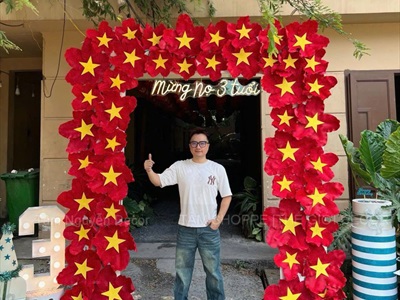 Thi công Cổng hoa cờ Tiệm Nướng Nọ [2026 - Tâm Nguyễn Decor] CC-VIETNAM-03