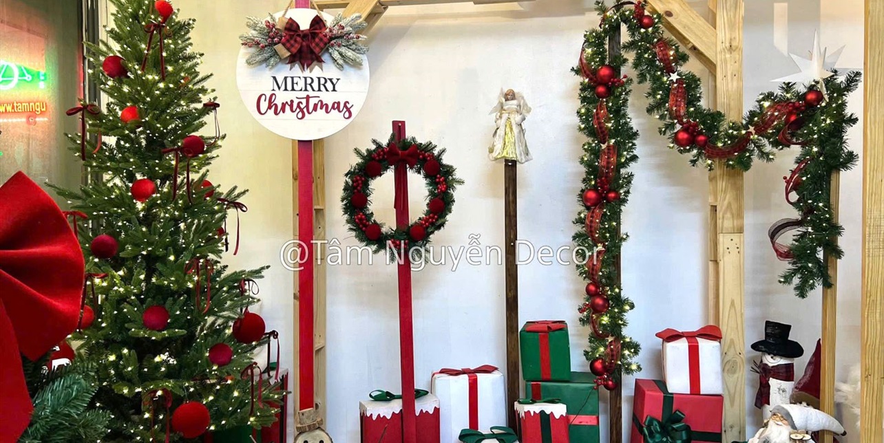 Mẫu tiểu cảnh - backdrop trang trí Giáng sinh đẹp mắt