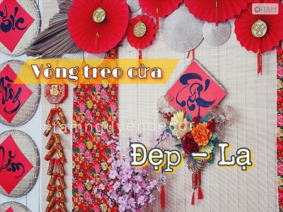 Vòng treo cửa Tết đẹp lạ cho Tết Nguyên đán