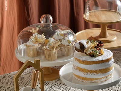 Kệ bánh chụp thủy tinh đế gỗ tre đế cao KEBANH-03