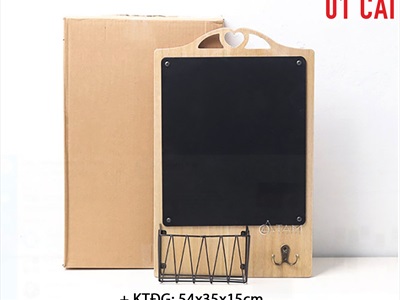 Bảng đen menu treo tường có giỏ sắt 30x47cm [Cứng cáp - có móc treo đồ] BANGDEN-08
