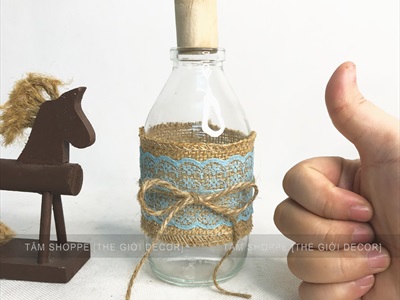 Chai thủy tinh bố ren dáng bom nút bần cao 13cm [5 màu chọn - Kèm nút] CHAILO-HM-04