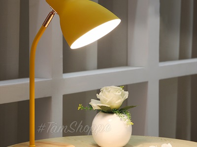 Đèn bàn học đế gỗ chụp phễu 5 màu Pastel Nordic Style DBH-DB-01