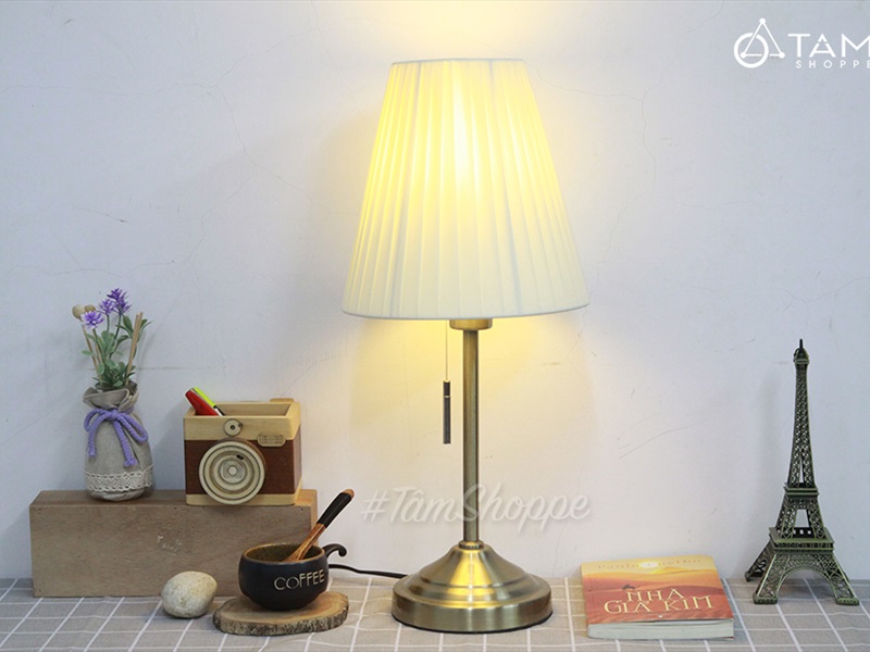 Đèn ngủ để bàn cao cấp ARSTID IKEA chốt dài D.NGU-DB-01