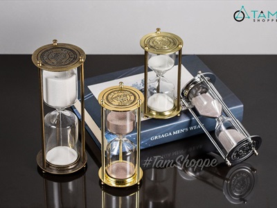 Mô hình đồng hồ cát bằng sắt cổ điển Vintage DONGHO-01