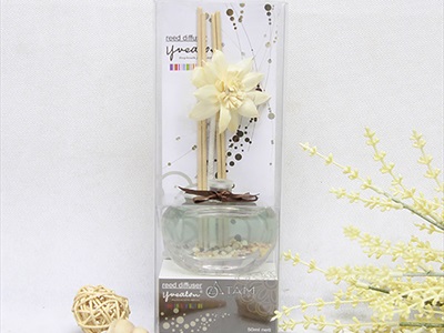 Bộ tinh dầu tự khuếch tán lọ sỏi 50ml