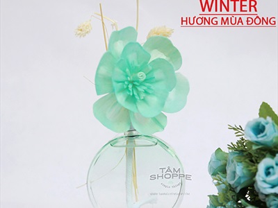 Bộ tinh dầu tự khuếch tán lọ màu trong suốt bốn mùa Yilansam 100ml