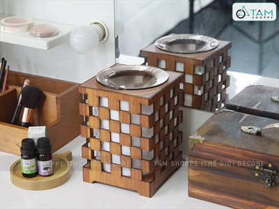 Đèn xông tinh dầu gỗ bàn cờ ô vuông [Tặng bóng đèn] DXTDD-M0290