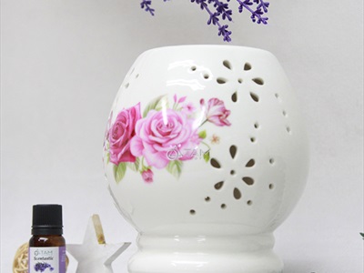 Đèn xông tinh dầu gốm trắng mai cao in họa tiết [Tặng bóng đèn] DXTDD-GOM-MCIHT