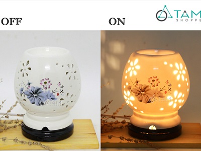 Đèn xông tinh dầu gốm trắng mai cao in họa tiết [Tặng bóng đèn] DXTDD-GOM-MCIHT
