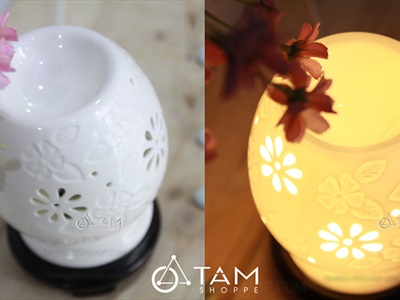Đèn xông tinh dầu gốm trắng mai cao trơn [Tặng bóng đèn] DXTDD-GOM-MCT
