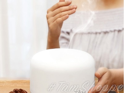 Máy khuếch tán tinh dầu Trụ lùn trắng phun khói siêu âm [Có remote -Tặng tinh dầu] MKTTD-24