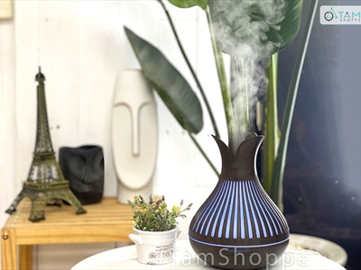 Máy khuếch tán tinh dầu Tulip 3 cánh vân gỗ phun khói siêu âm [Tặng tinh dầu] MKTTD-21
