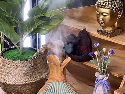 Máy khuếch tán tinh dầu Tulip 3 cánh vân gỗ phun khói siêu âm [Tặng tinh dầu] MKTTD-21