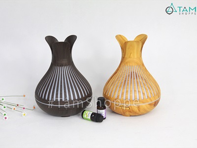 Máy khuếch tán tinh dầu Tulip 3 cánh vân gỗ phun khói siêu âm [Tặng tinh dầu] MKTTD-21