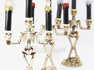 Nến điện tử bộ xương ba đầu ba ngọn nến sẵn pin NEN-DT-08