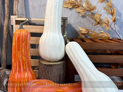 Quả bí ngô Halloween như thật trái dài cỡ lớn TRAI-BINGO-04