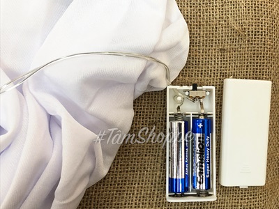 Set 03 con ma trắng nắm tay chông cắm đất (Có đèn Led - tặng Pin)) HLW-MAQUY-05