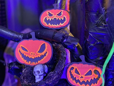 Set 04 miếng dán tường bí ngô 2 lớp kim tuyến [Mút bitis/ từ 11-31cm] DANTUONG-02