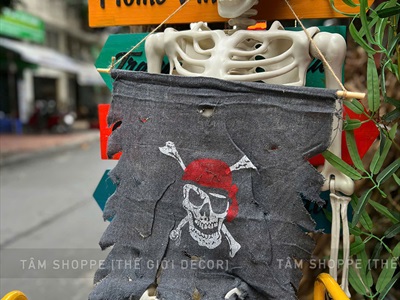 Tranh vải cờ hải tặc đầu lâu 40x50cm [Dây treo - Giả cũ] TRANHVAI-04