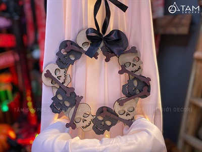 Vòng treo cửa Halloween đầu lâu xương máu khô [ĐK26cm - bằng gỗ] VTC-HLW-04