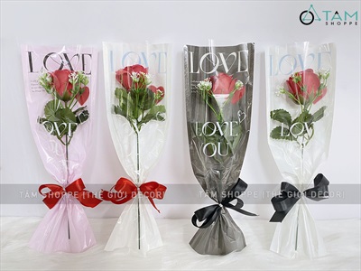 Bó 1 bông hồng sáp đỏ giấy kiếng chữ LOVE [Tặng Sticker - Gói đẹp] HOASAP-07