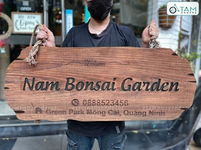 Bảng hiệu gỗ Vintage hình lát cắt xẻ dọc thân cây [Chữ - Kích thước theo yêu cầu] YC-BANGHIEU-06