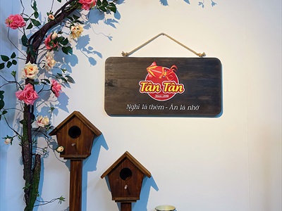 Bảng hiệu gỗ nâu đen Rustic bo góc chữ trắng [Nội dung - Kích thước theo yêu cầu] YC-BANGHIEU-01