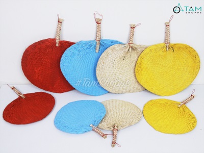 Quạt nan lá dừa đan tay thủ công nhiều màu QUAT-02