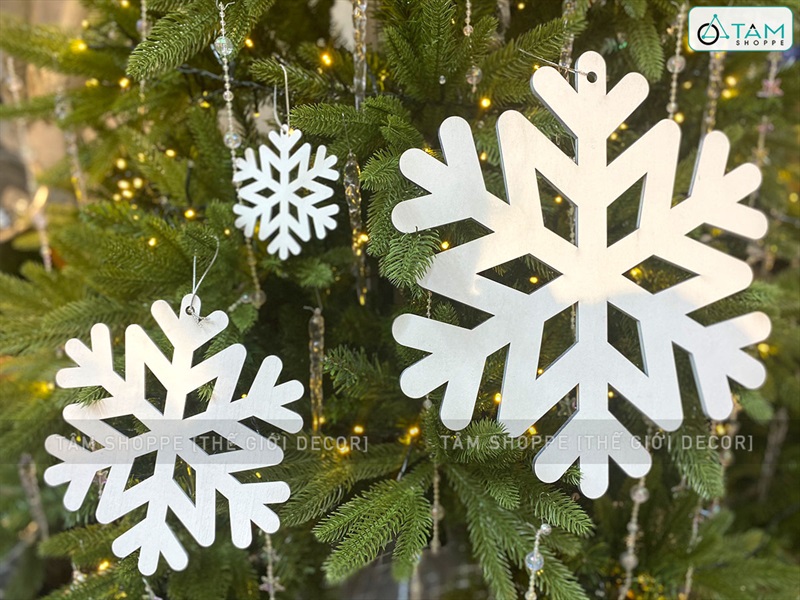 Bông tuyết trắng bằng gỗ trang trí [ĐK10/20/30cm - Có lỗ xỏ dây] BONGTUYET-02