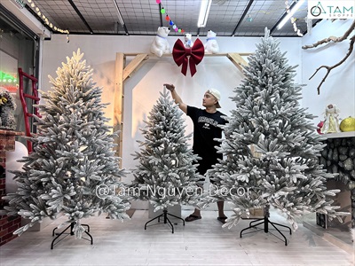 Cây thông Noel 100% lá PE phủ tuyết [Cao 1m5-3m] X-TREE-LP-NR-HS