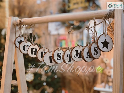 Dây banner chữ Christmas lát gỗ tròn 2 sao [Tự nhiên - thủ công] BANER-NOEL-03