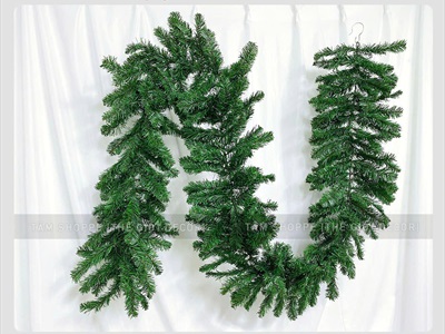 Dây lá thông bản lớn xanh trơn đầu tròn dài 270cm [Nhiều lá - Rộng 25cm] DAYLA-03