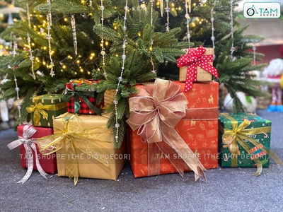 Hộp quà trang trí Noel nơ ruy băng vải xịn [Làm sẵn - Nhiều cỡ/màu] HOPQUA-01