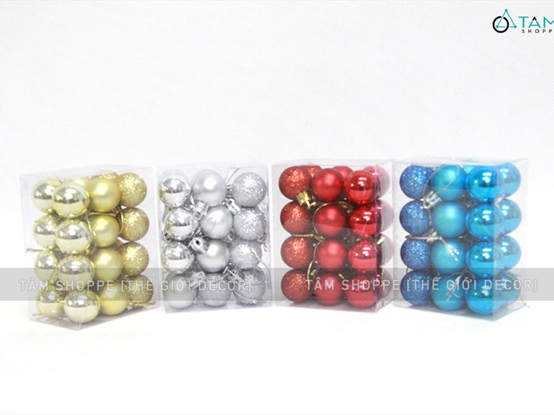 Hộp vuông 24 trái châu Noel 3 kiểu ĐK3cm TRAICHAU-25