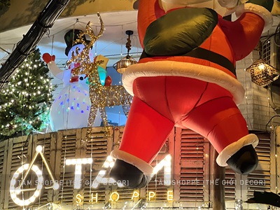 [Hàng ORDER] Mô hình ông già noel leo tường cao 2-3m bơm hơi tự động [Vải dày - Bơm xịn] BOMHOI-X-03