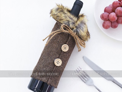 Áo vải bọc chai rượu Noel cổ lông thú caro Vintage BCHR-X-04