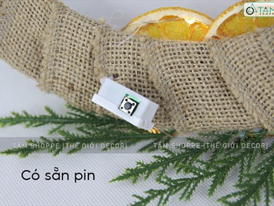 Vòng nguyệt quế Noel lát cam vải bố nửa vòng lá tùng thơm ĐK30cm (có đèn Led) VNGQ-X-33