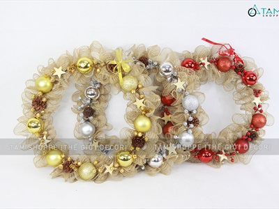 Vòng nguyệt quế Noel lưới bố nhún bèo 8 trái châu ĐK50cm (Có đèn Led) VNGQ-X-35