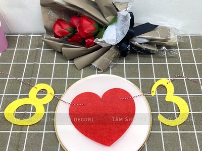 Dây banner chữ Happy Women