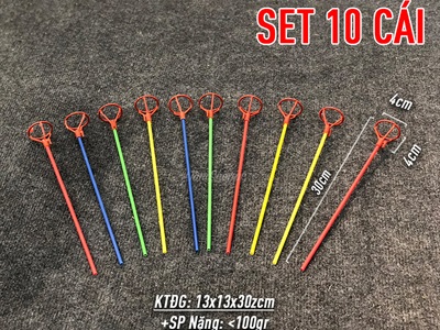 Set 10 que nhựa gắn bóng cầm tay có mắc cài PKBB-QUE-01