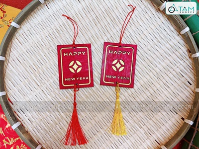 Dây treo Tết thẻ gỗ đỏ đồng tiền 2 lớp Happy New Year [Thủ công - Dày đẹp] PKT-TET-04