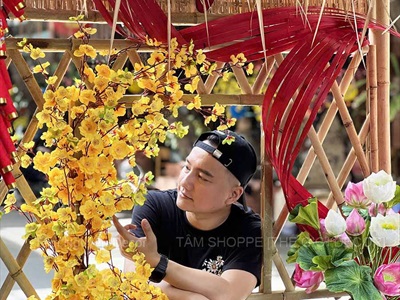 Tiểu cảnh Tết Vách nhà tranh ô cửa sổ [2025 - Tâm Nguyễn Decor] CC-TET-2504