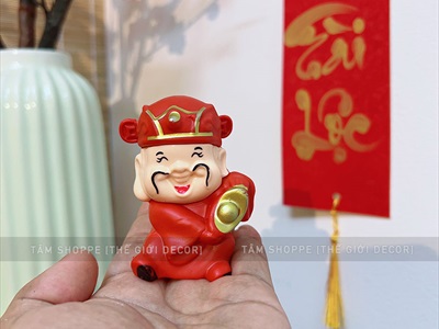 Tượng ông thần tài nhựa nhỏ cầm tiền vàng cao 6cm [Chuẩn đẹp - Được chọn kiểu] TUONG-THANTAI-01