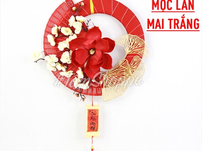 Vòng treo cửa Tết quạt gỗ đỏ vòng ruy băng ĐK30-35cm VTC-T-37