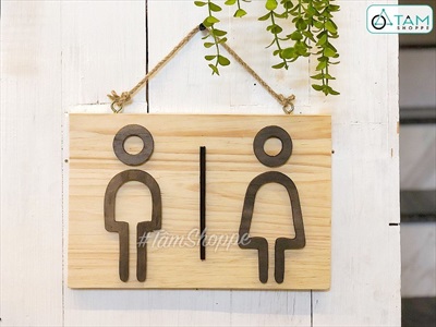 Bảng WC treo cửa icon nam nữ nâu đen nền gỗ tự nhiên BTC-WC-03