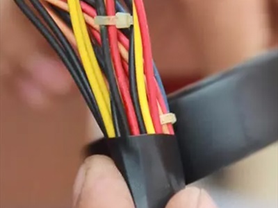 Cuộn băng keo điện nano màu đen 19m DCHM-BK-01